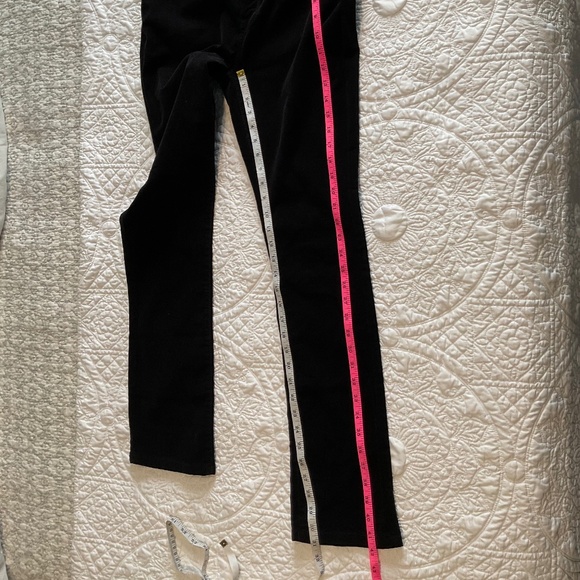 St. John's Bay Black Straight Corduroy Pants Women's Size 6 Mid Rise - Picture 8 of 8